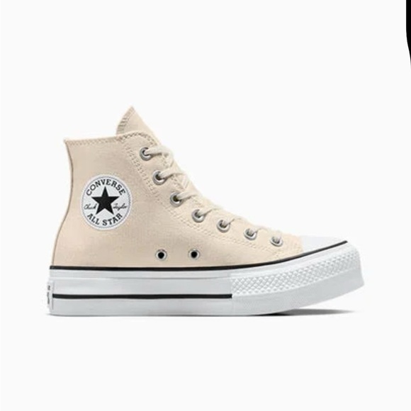 Women’s Chuck Taylor All Star Lift Platform Canvas. Size 6 - Picture 1 of 7